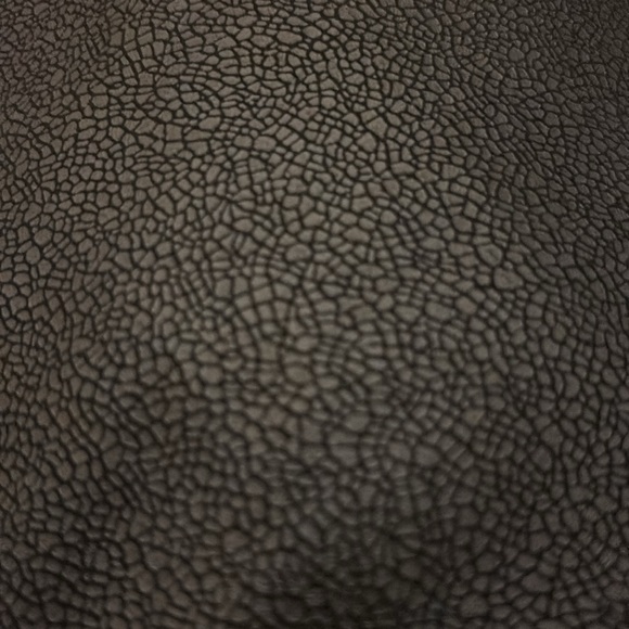 Laura Black Pebble Texture Skirt Size Medium - Picture 3 of 4